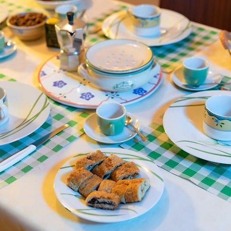 B&B La Stradella 奥斯图尼 外观 照片