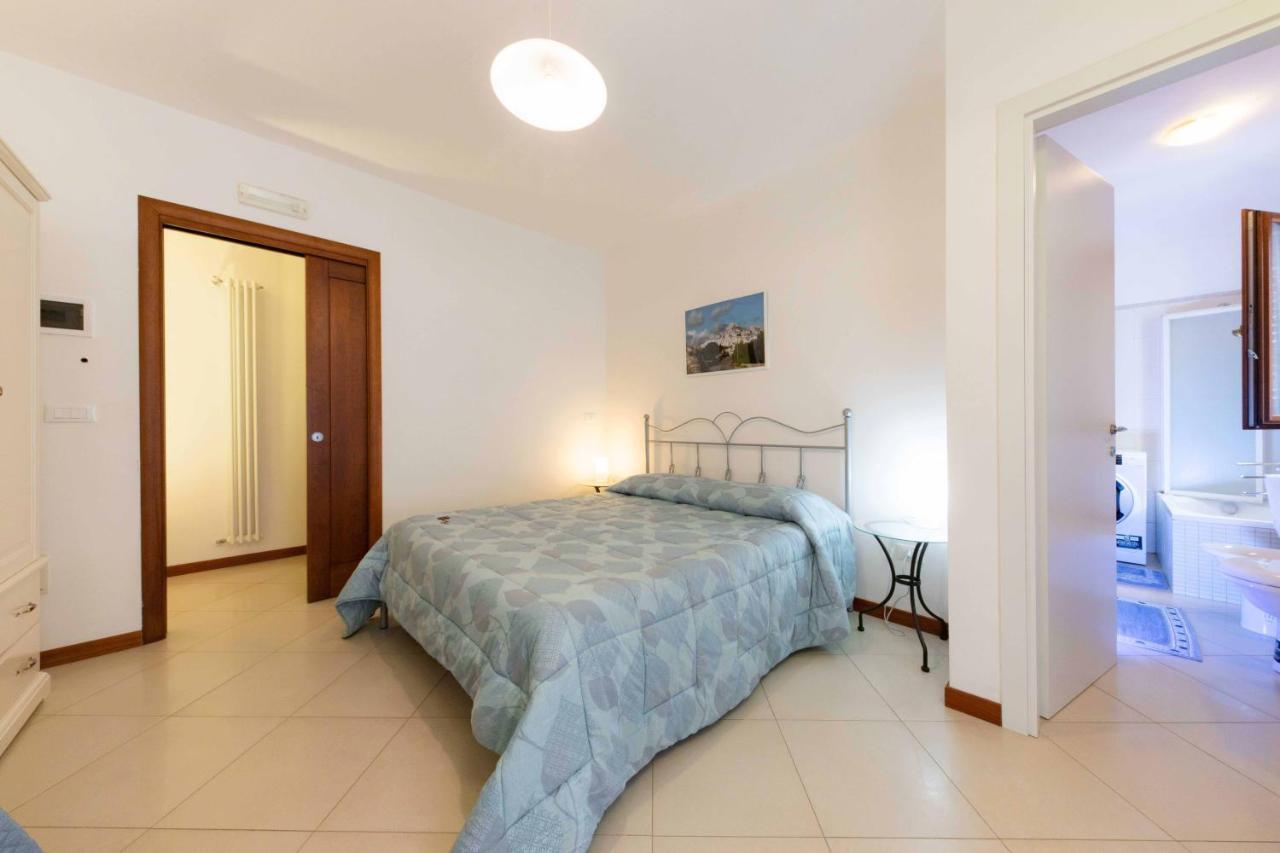 B&B La Stradella 奥斯图尼 外观 照片