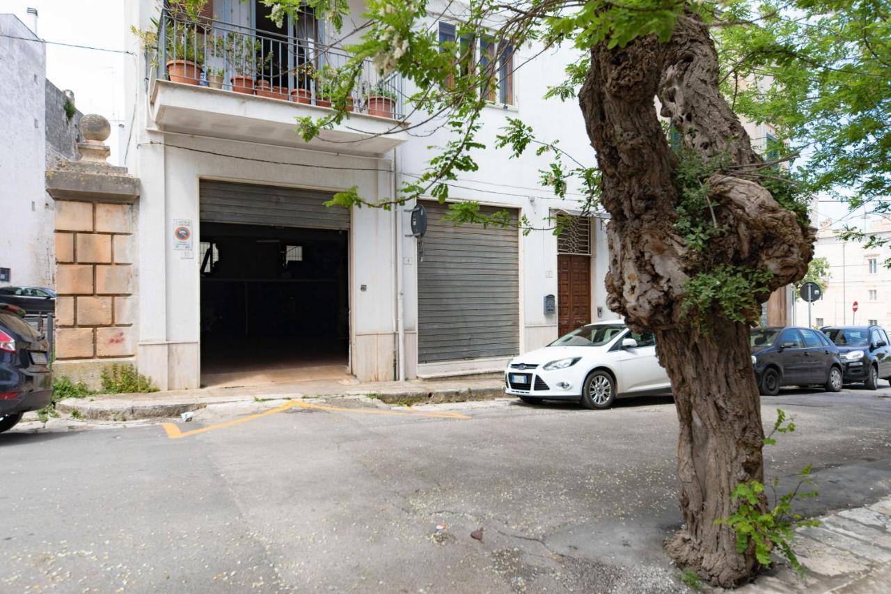 B&B La Stradella 奥斯图尼 外观 照片
