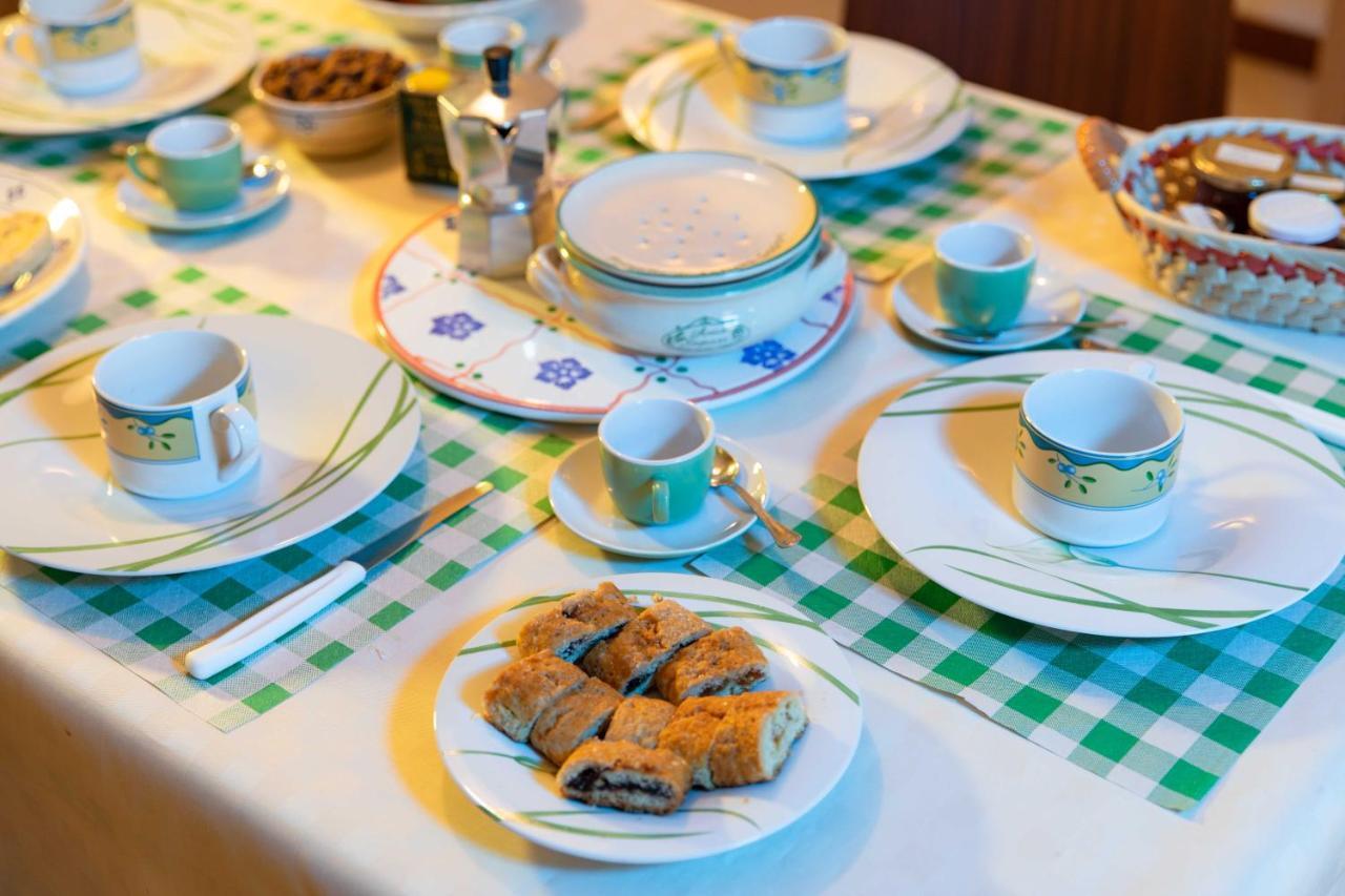B&B La Stradella 奥斯图尼 外观 照片
